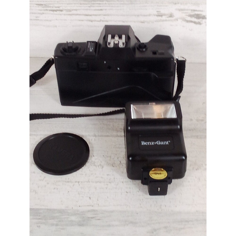Benz-Gant Helio 3000T Camera With Flash Untested - Picture 13 of 16